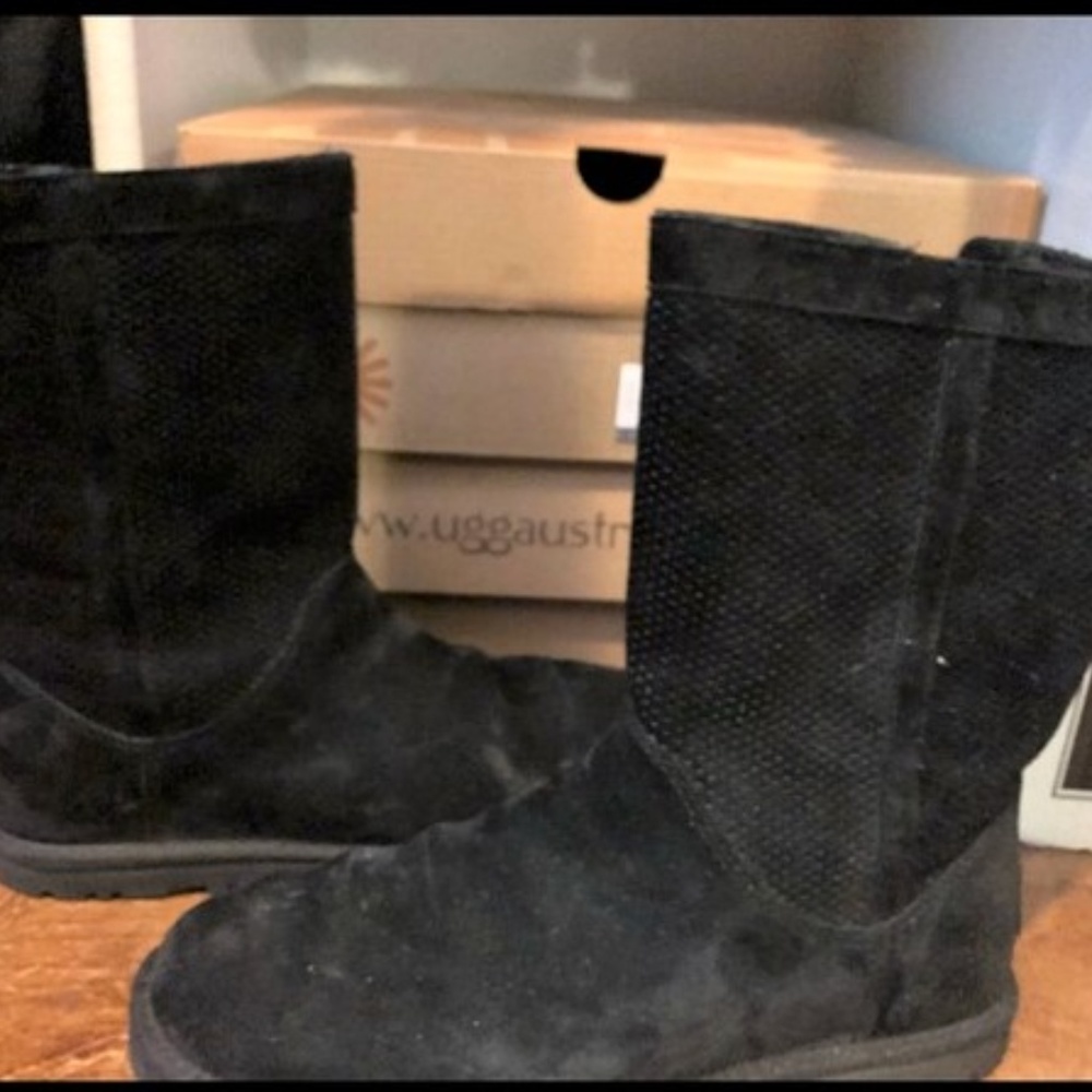 UGG Australia Womens Lo Pro Short Perf II Boot